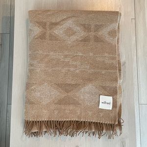 Aritzia Wilfred Beige Fur Scarf